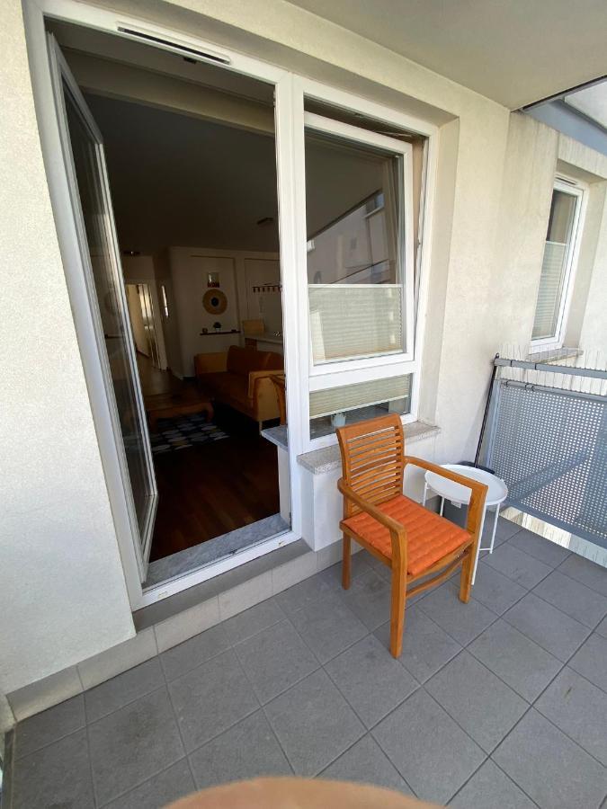 Orientalny Apartamento Varsóvia Exterior foto
